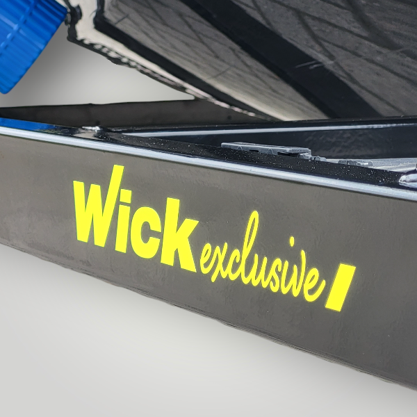 Wick exclusive - Schriftzug